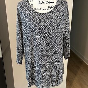 LUCKY BRAND 1X- NAVY and CREAM Patterned Blouse